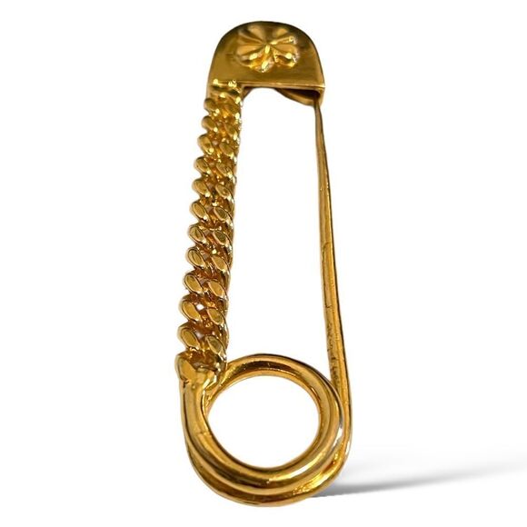 ā¤ļøSOLDā¤ļøCHANELāVintageĀ RAREāGold-toneāFourāLeafāCloverāClothesāPināBrooch - Picture 8 of 16